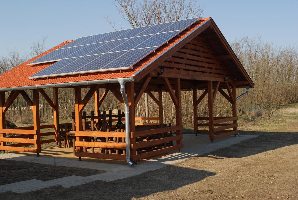 Rigófütty Vendégház Tiszaalpar Extérieur photo